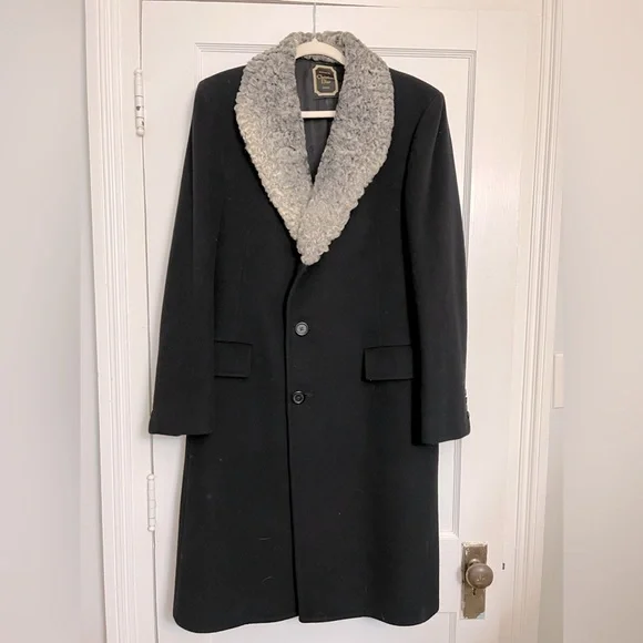 Beautiful vintage Dior cashmere overcoat with a Persian lamb collar - Picture 1 of 8
